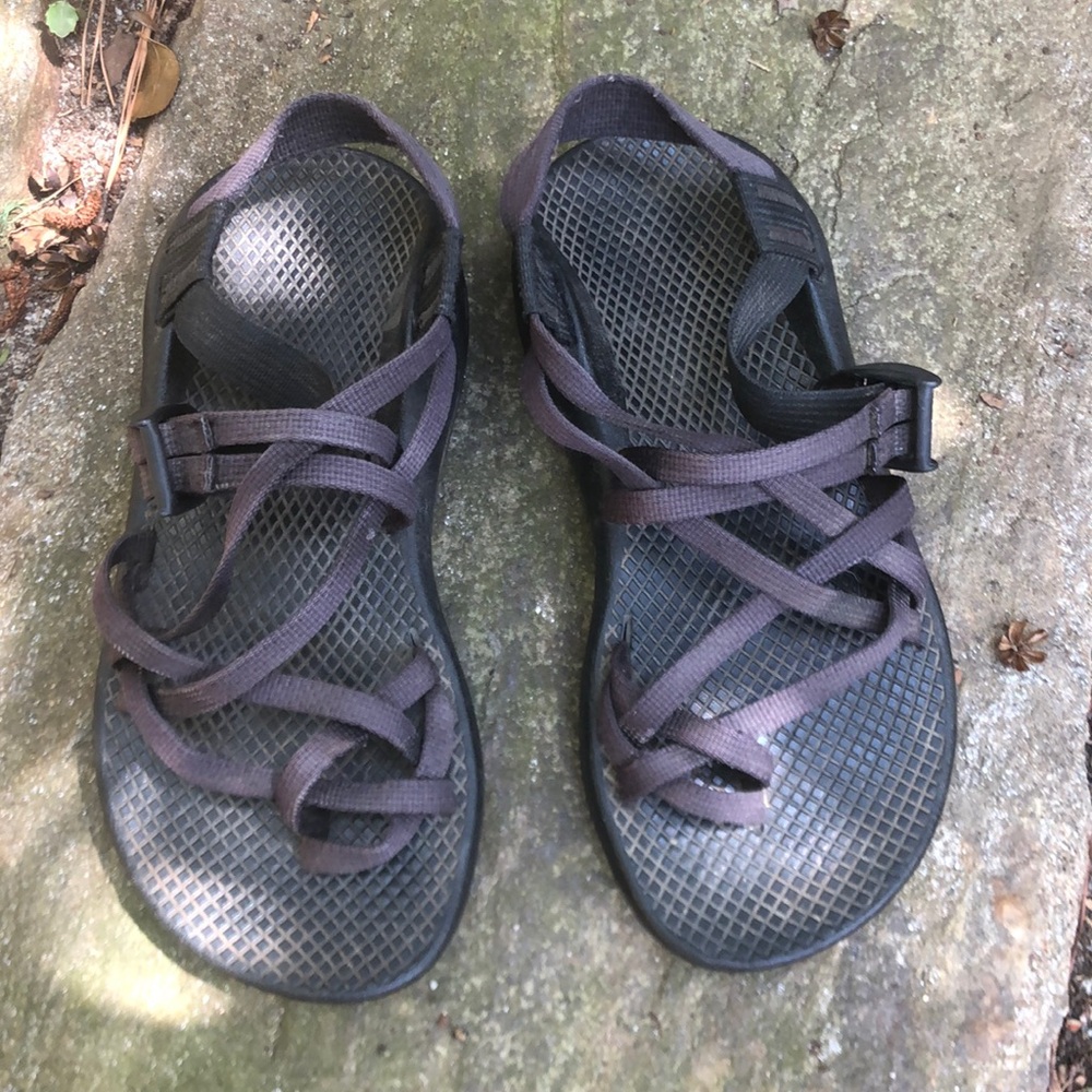 CHACO’s sz 6 BLACK